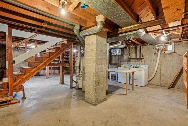 5604 N Elm St, Spokane, WA 99205