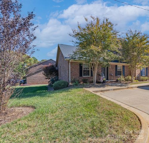 201 Pointe Circle, Rock Hill, SC 29732