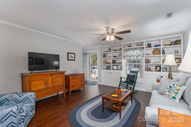 201 Pointe Circle, Rock Hill, SC 29732