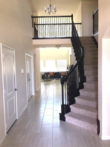 9223 Monarch Field Drive, Cypress, TX 77433