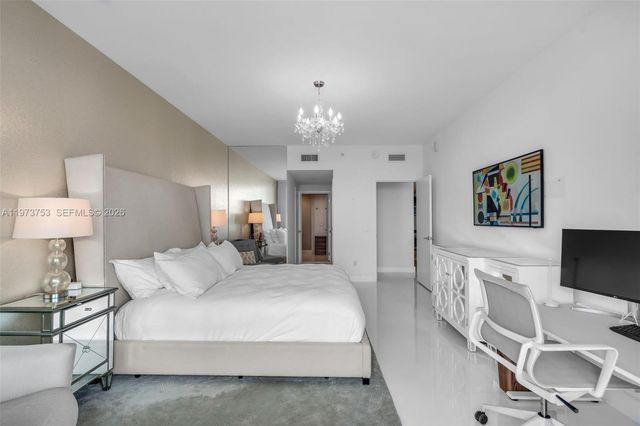 6899 E Collins Ave 802, Miami Beach, FL 33141