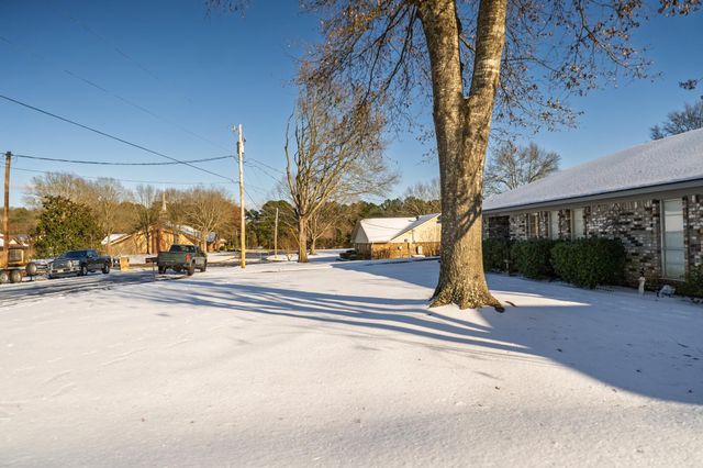 4412 Fitzgerald St, Marshall, TX 75670