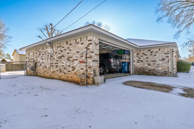 4412 Fitzgerald St, Marshall, TX 75670