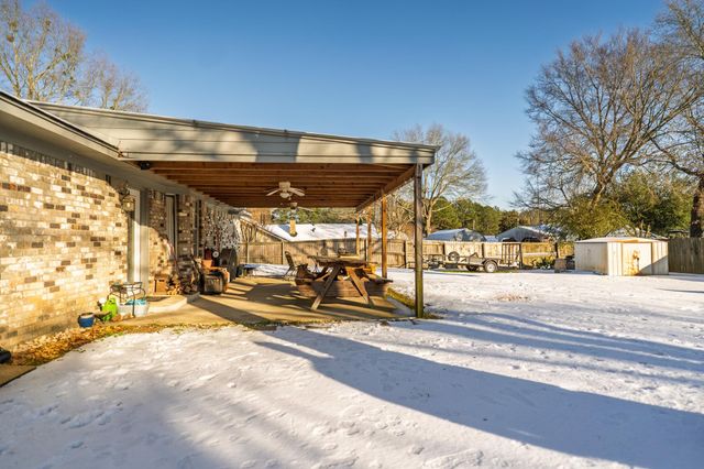 4412 Fitzgerald St, Marshall, TX 75670