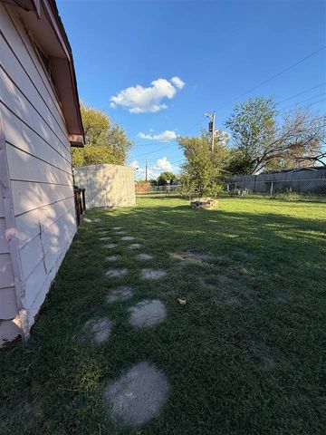 340 N 62nd St, Lawton, OK 73505