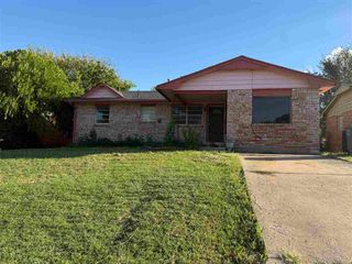 340 N 62nd St, Lawton, OK 73505