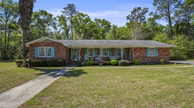 639 S Wayne Street, Jesup, GA 31546
