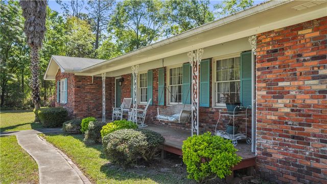 639 S Wayne Street, Jesup, GA 31546