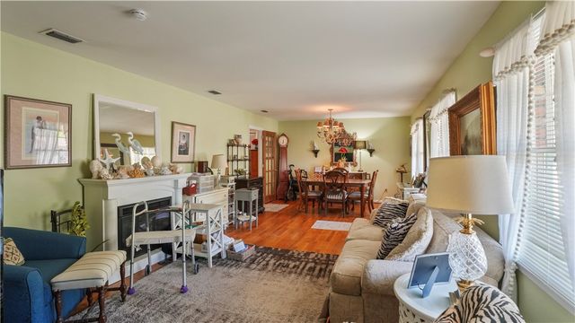 639 S Wayne Street, Jesup, GA 31546