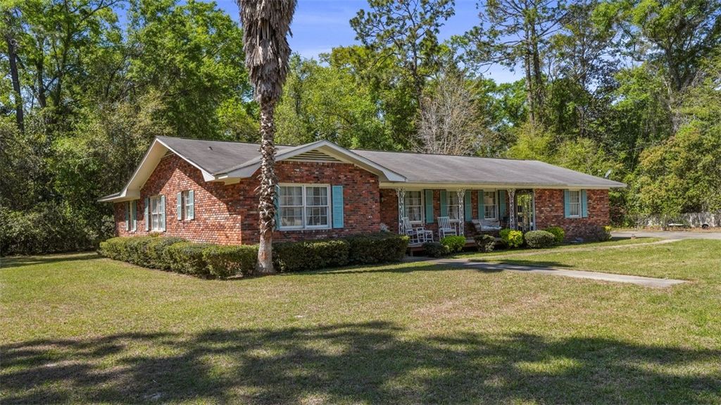 639 S Wayne Street, Jesup, GA 31546