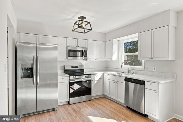 2140 MINNEAR ST, Fredericksburg, VA 22407
