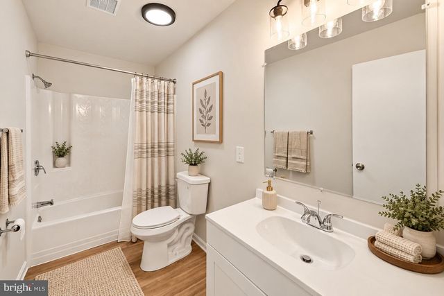 2140 MINNEAR ST, Fredericksburg, VA 22407