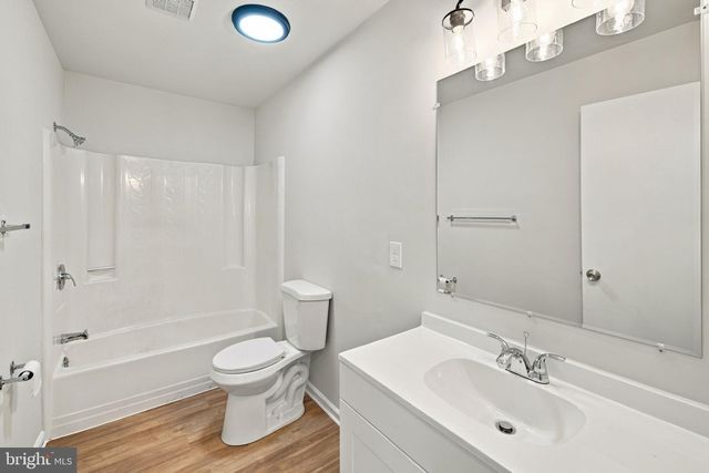 2140 MINNEAR ST, Fredericksburg, VA 22407