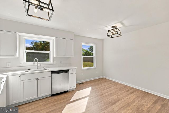 2140 MINNEAR ST, Fredericksburg, VA 22407