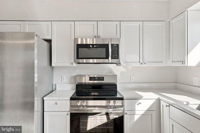 2140 MINNEAR ST, Fredericksburg, VA 22407
