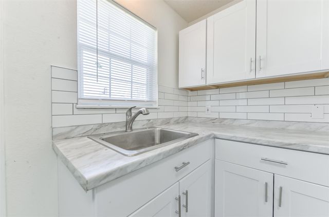 8229 Carolwood Drive, Houston, TX 77028