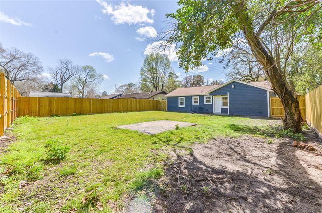8229 Carolwood Drive, Houston, TX 77028