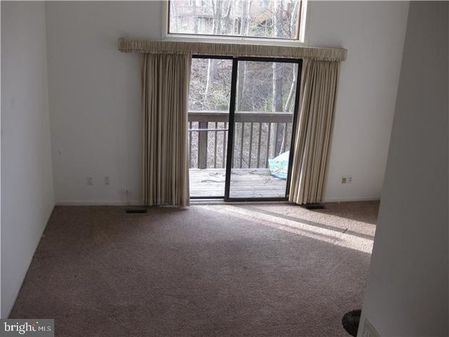3200 CHAMPIONS DR, Wilmington, DE 19808