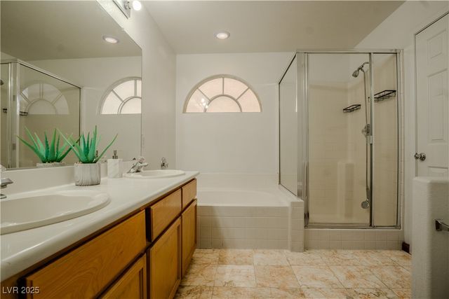 9792 Sonora Bend Avenue, Las Vegas, NV 89148