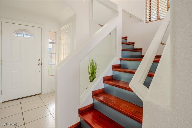 9792 Sonora Bend Avenue, Las Vegas, NV 89148