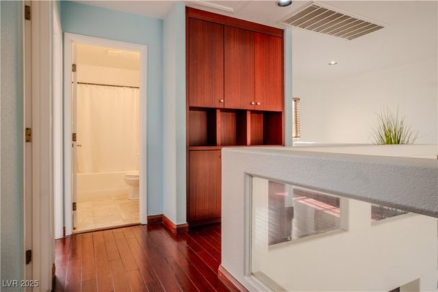 9792 Sonora Bend Avenue, Las Vegas, NV 89148