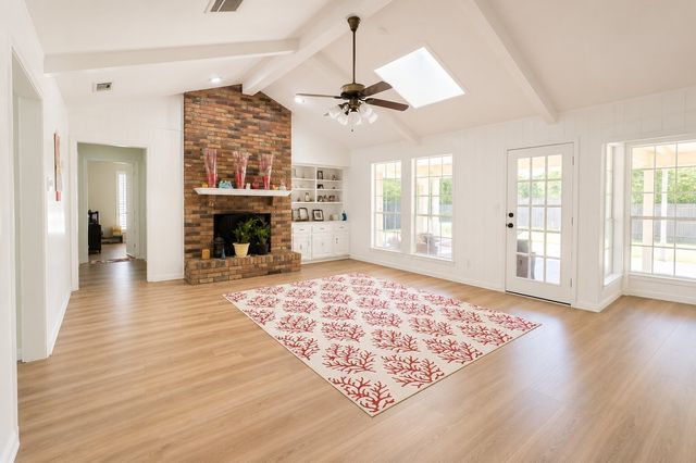 1912 Kentwood Lane, Carrollton, TX 75007