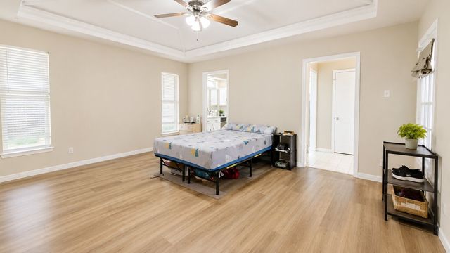 1912 Kentwood Lane, Carrollton, TX 75007