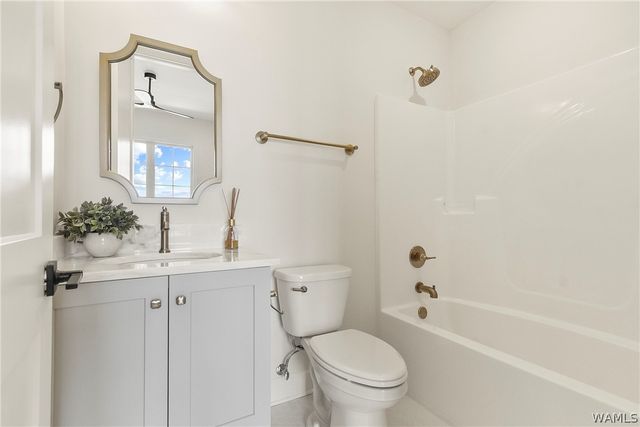 11332 Highland Lakes, Northport, AL 35475