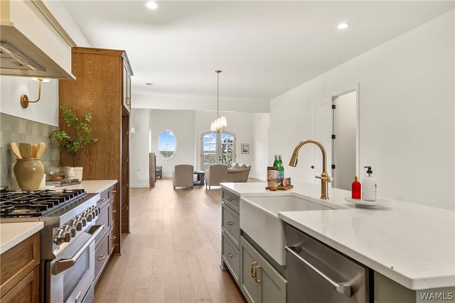 11332 Highland Lakes, Northport, AL 35475