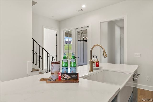 11332 Highland Lakes, Northport, AL 35475