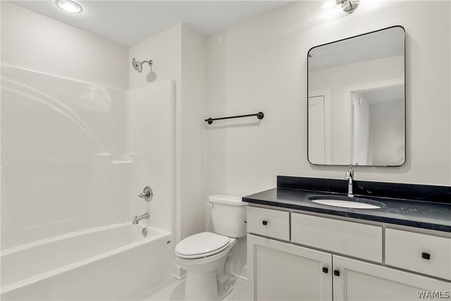 11332 Highland Lakes, Northport, AL 35475