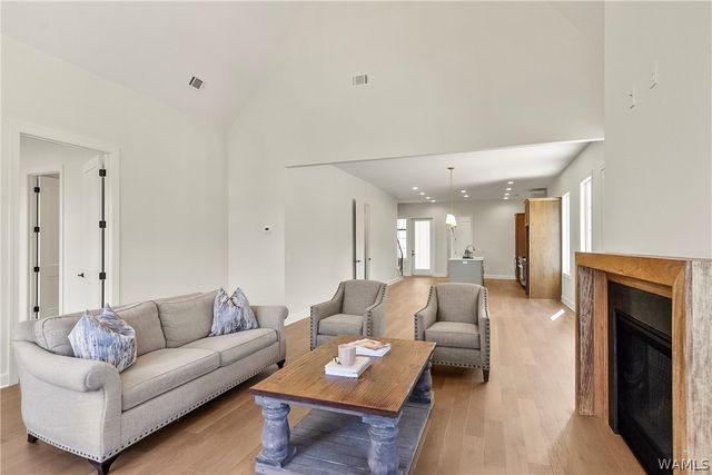 11332 Highland Lakes, Northport, AL 35475