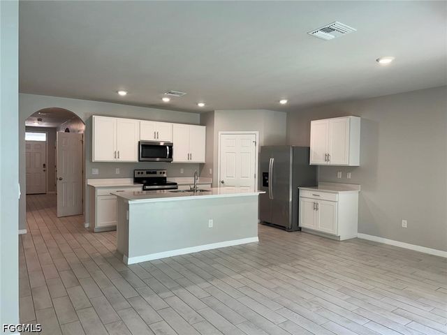 230 Nicholas PKWY W, Cape Coral, FL 33991
