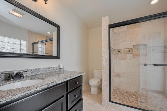 13731 Greenway Drive, Sugar Land, TX 77498