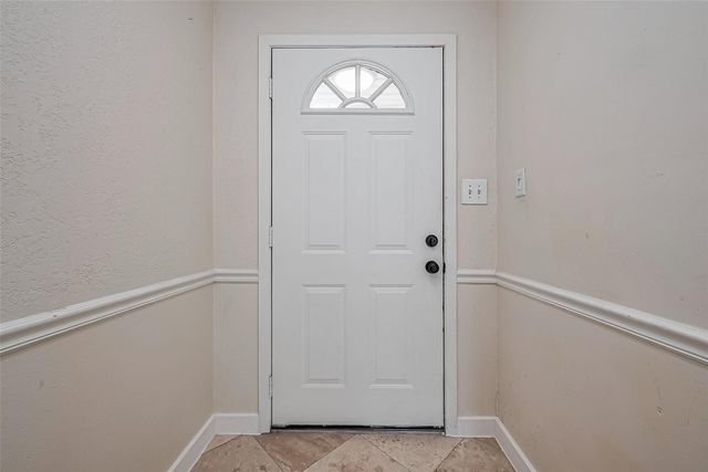 13731 Greenway Drive, Sugar Land, TX 77498