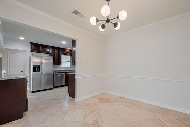 13731 Greenway Drive, Sugar Land, TX 77498