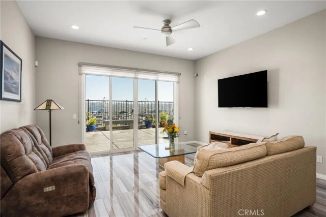 2310 Nova Way, Corona, CA 92883