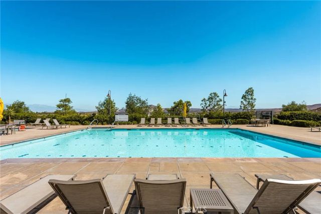 2310 Nova Way, Corona, CA 92883