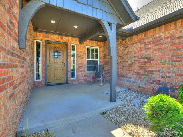6706 E 86th Place N, Owasso, OK 74055