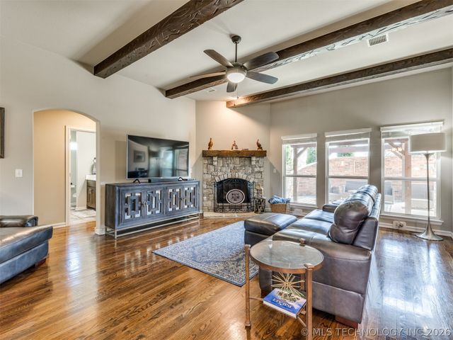 6706 E 86th Place N, Owasso, OK 74055