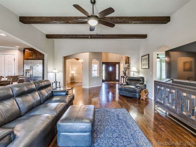 6706 E 86th Place N, Owasso, OK 74055