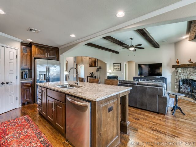6706 E 86th Place N, Owasso, OK 74055