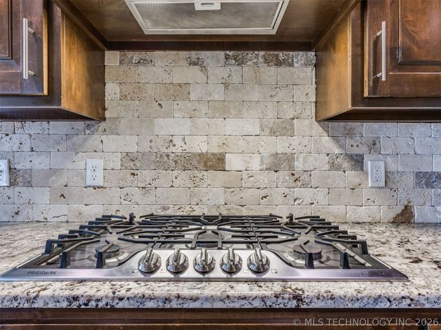 6706 E 86th Place N, Owasso, OK 74055
