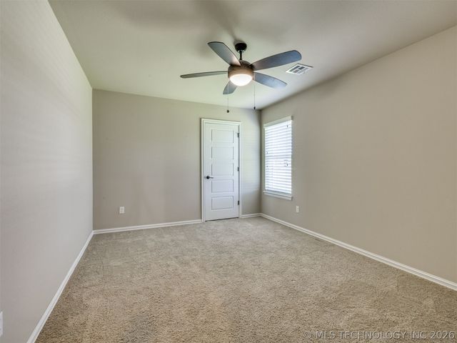 6706 E 86th Place N, Owasso, OK 74055