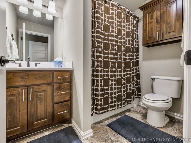 6706 E 86th Place N, Owasso, OK 74055