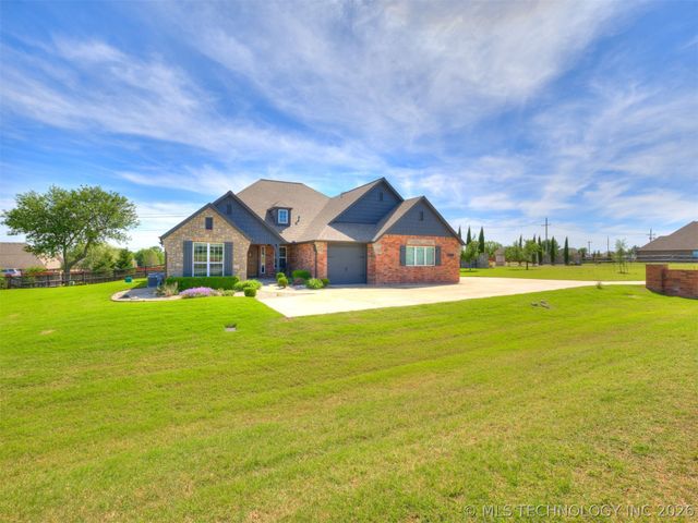 6706 E 86th Place N, Owasso, OK 74055