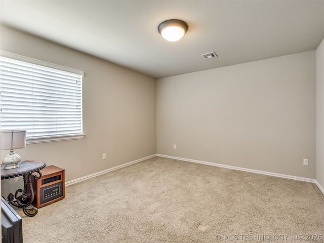 6706 E 86th Place N, Owasso, OK 74055