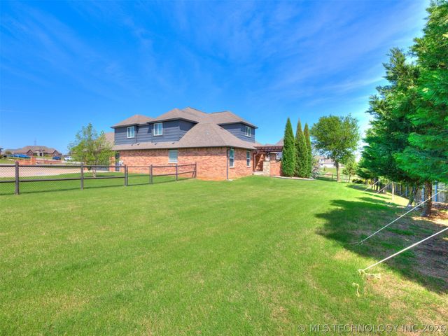 6706 E 86th Place N, Owasso, OK 74055