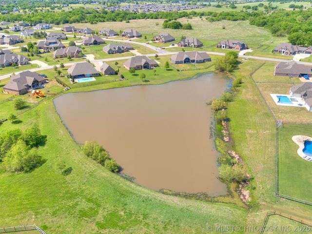 6706 E 86th Place N, Owasso, OK 74055