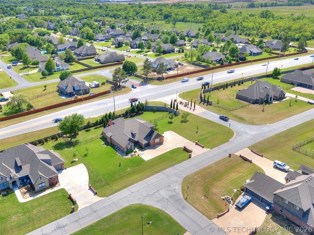 6706 E 86th Place N, Owasso, OK 74055